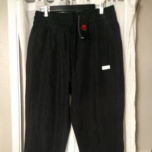 New balance joggers